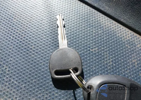 2008 Pontiac Grand Prix z USA, uszkodzony, nr VIN 2G2WP552781121674